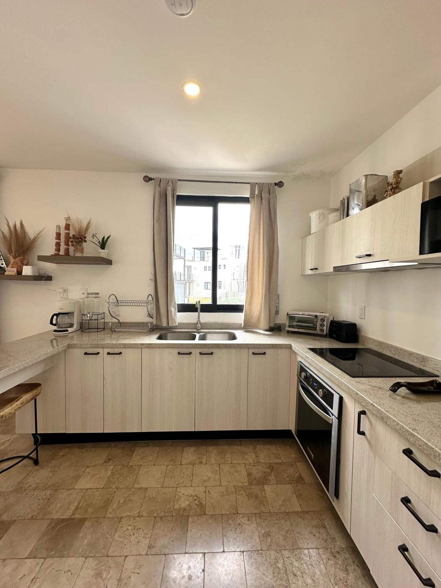 3Bedrooms-5 Min Downtown-Wifi-Pool-Jacuzzi-Parking سان ميغيل دي الليندي المظهر الخارجي الصورة